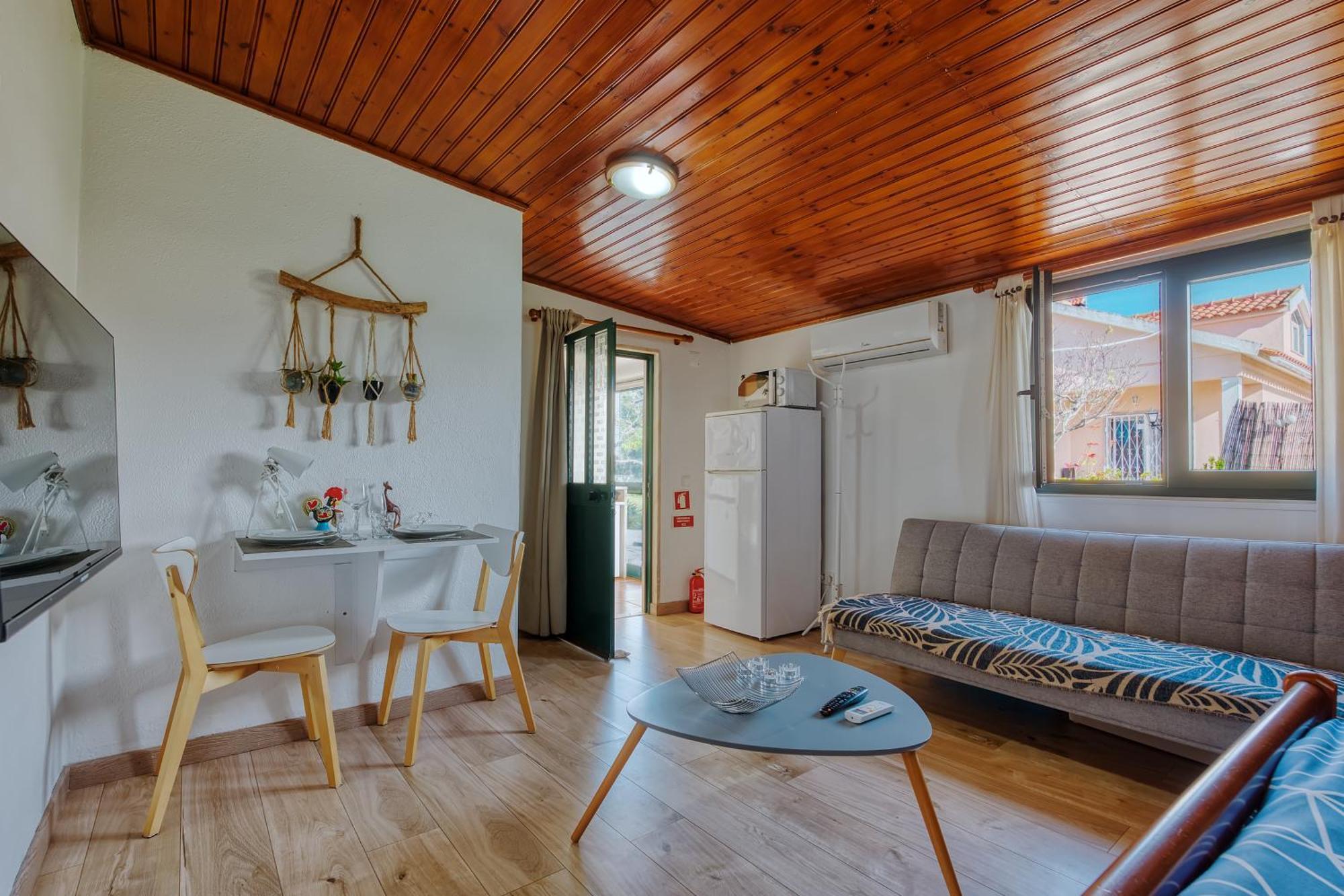 Ocean Blue & Nature Townhouse - Bikes Included
