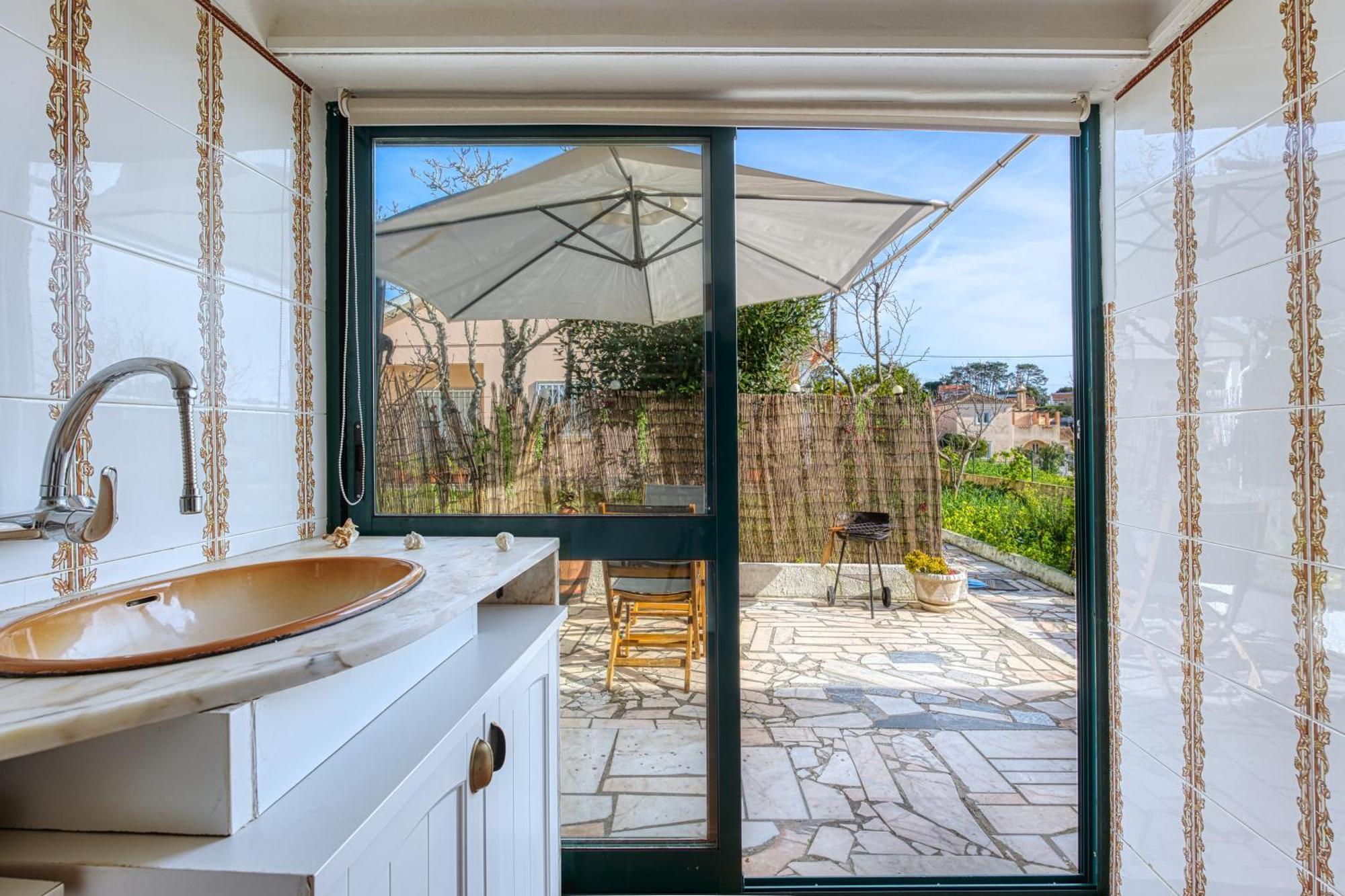 Ocean Blue & Nature Townhouse - Bikes Included Ericeira